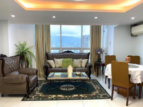 2 Bedroom Condo Unit with City and Mountain View